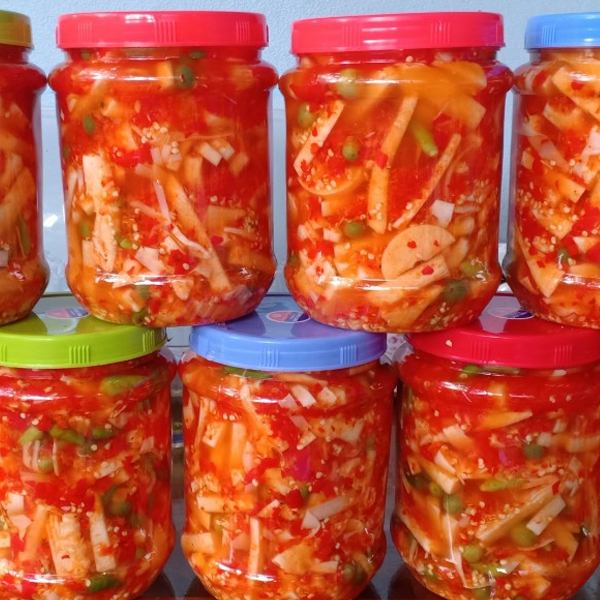 Măng ớt ngâm