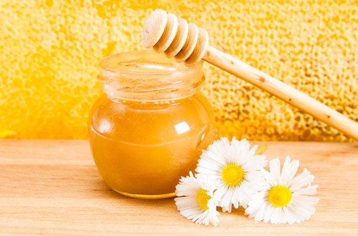Một cốc trà mật ong sẽ khiến bạn dễ dàng đi vào giấc ngủ