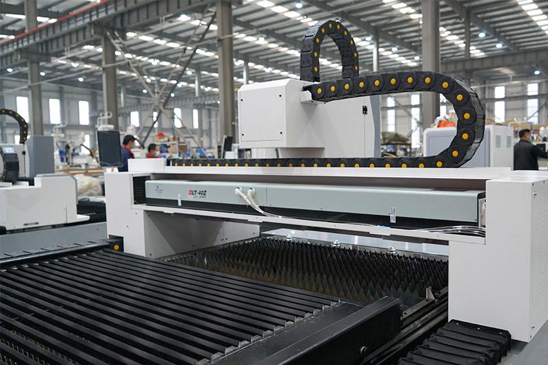 Máy cắt Laser 1530 CF CO2 + Fiber 2 trong 1