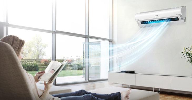 Máy lạnh không lạnh trong khi vẫn có khí thổi ra từ thân máy