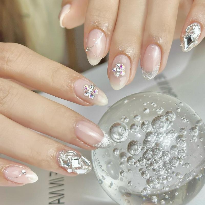 ME IN NAIL