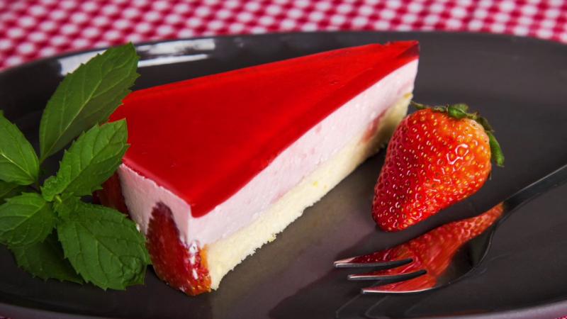 Mousse dâu tây