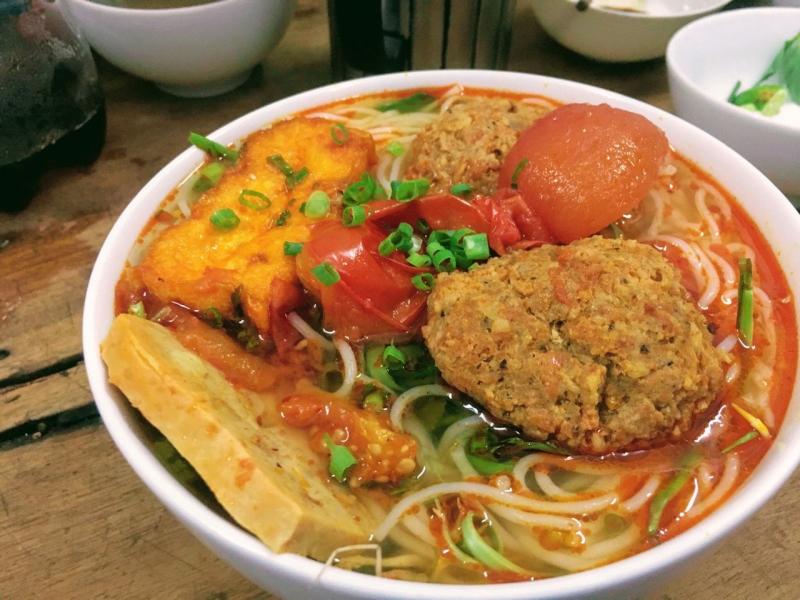 Bún Riêu & Canh Bún Cô Gái
