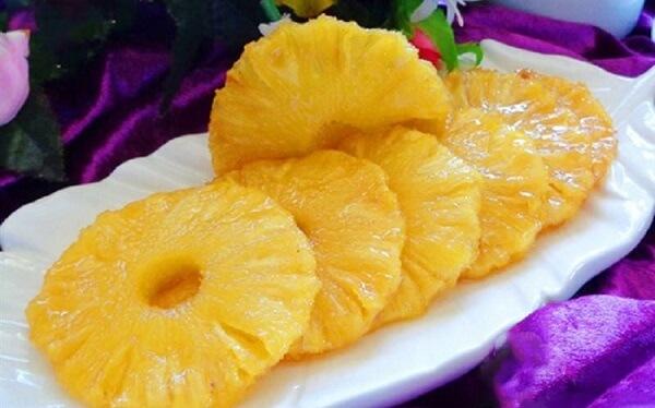 Món mứt dứa