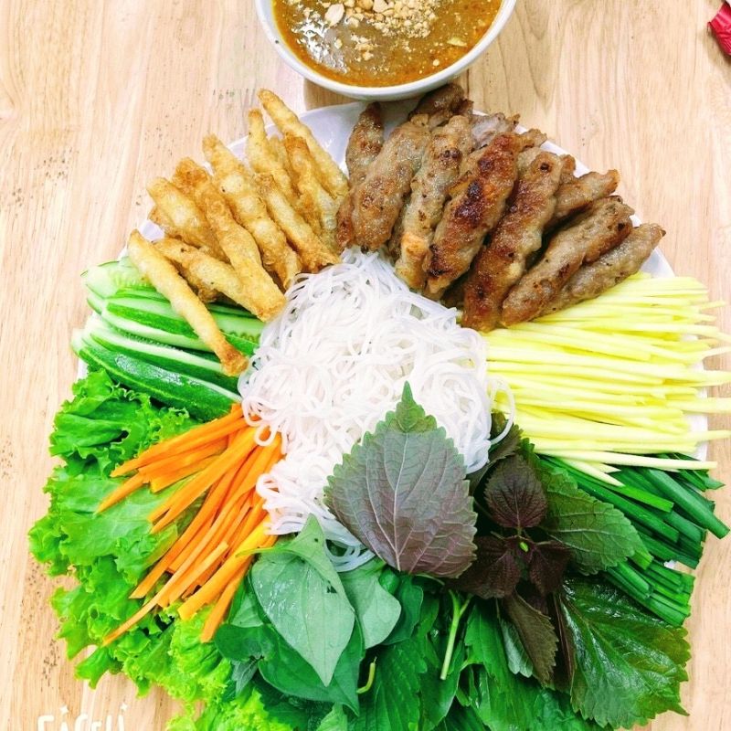 Nem Lụi Nướng Tú Nhung