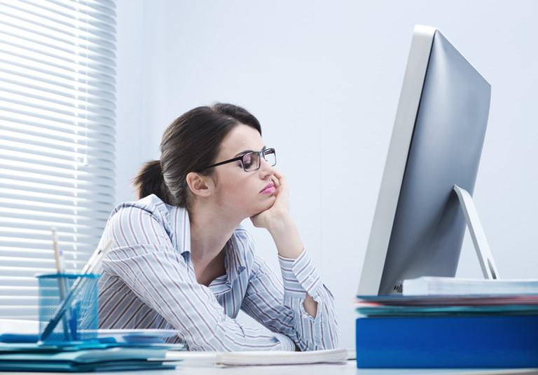 Hủy kết bạn/ theo dõi trên mạng xã hội