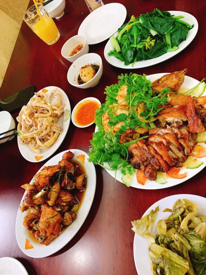 Nhà Hàng Cơm Gà Thượng Hải