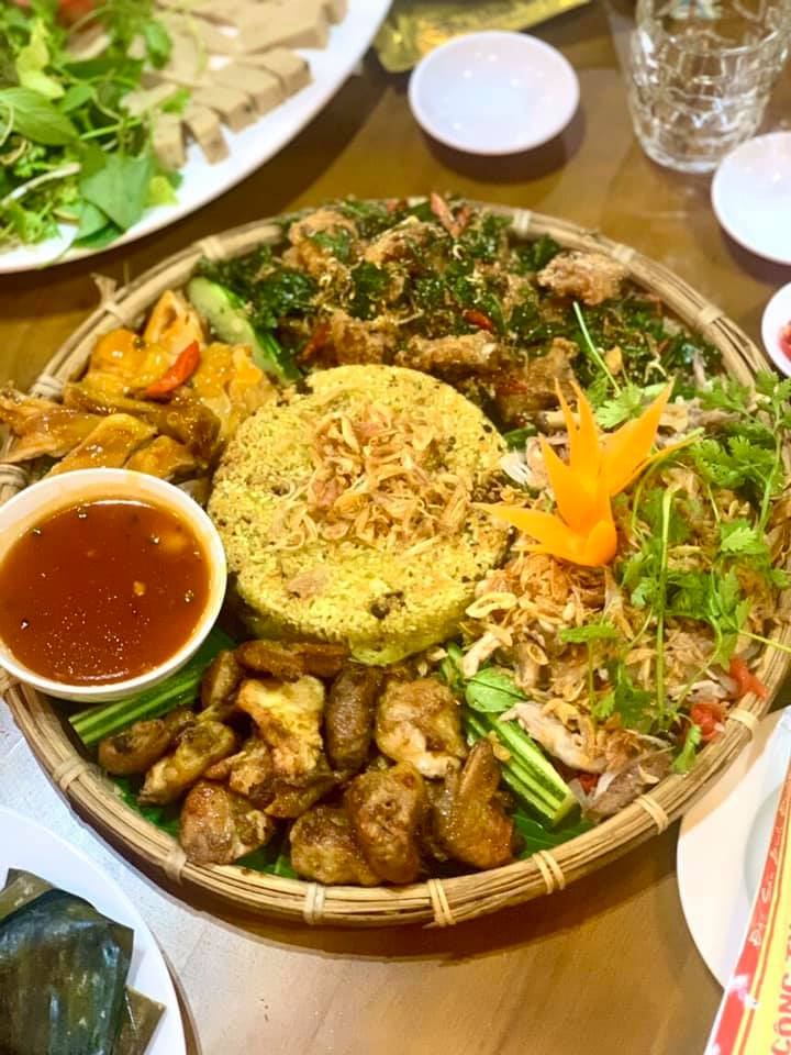 Nhà hàng cơm niêu Lộc Ký