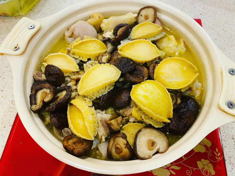Nhà hàng Cua Vàng