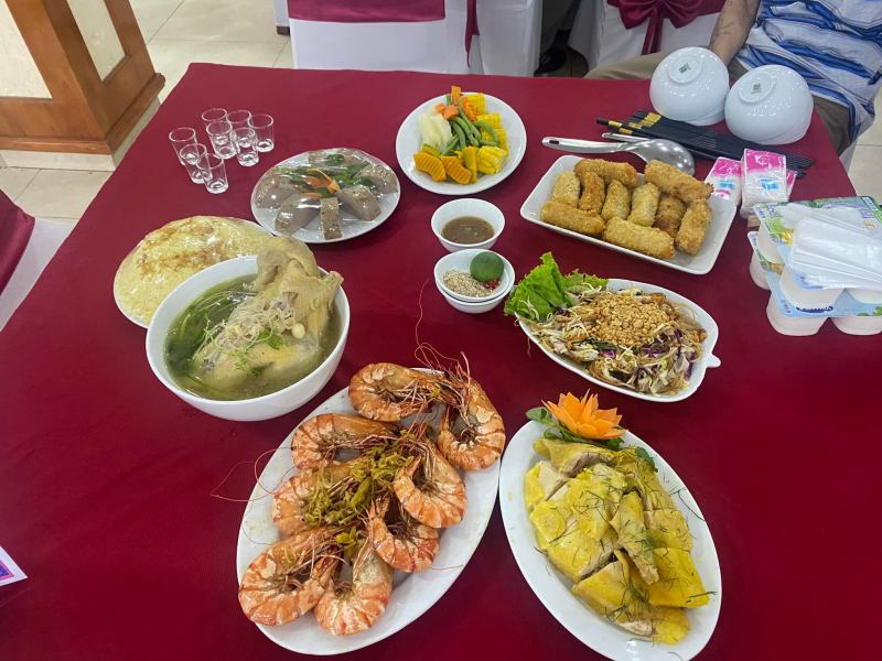 Nhà hàng Giao Tế Cao Bằng
