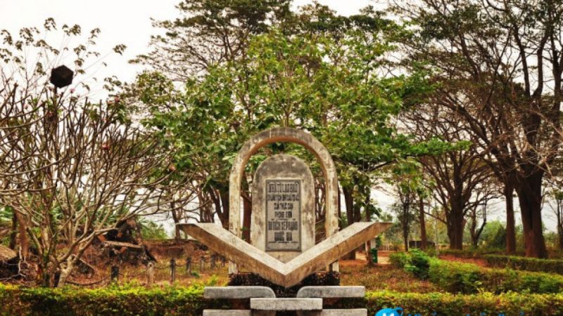 Nhà tù Lao Bảo