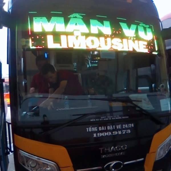 Mận Vũ Limousine