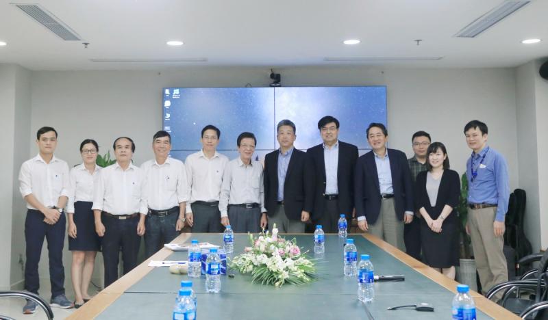 Nhân viên cao cấp của tập đoàn lớn rất áp lực