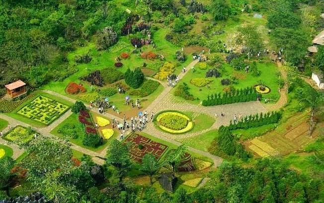 Núi Hàm Rồng - nét quyến rũ của du lịch Sapa