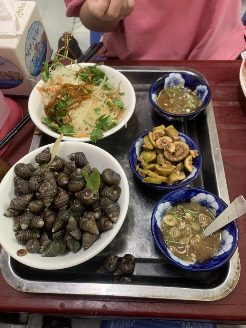 Ốc nóng - Ốc Nguyễn Huệ