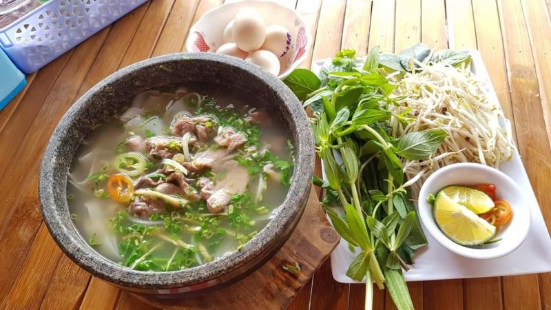 Phở Bát Đá 49 Trần Đồng