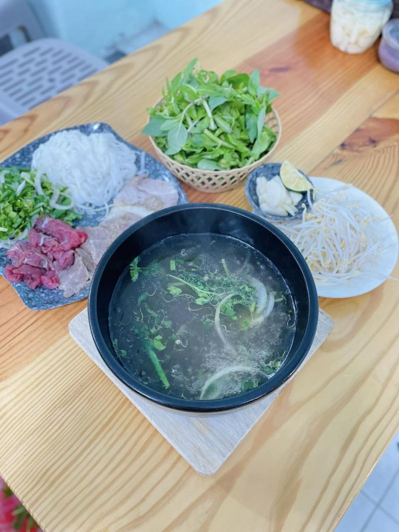 Phở Bát Đá Chị Bảy