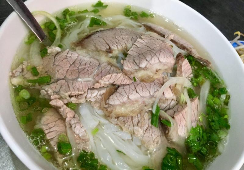 Phở Bát Đàn