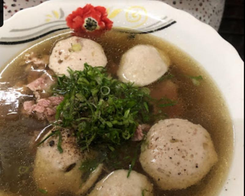 Phở Tuyết Loan
