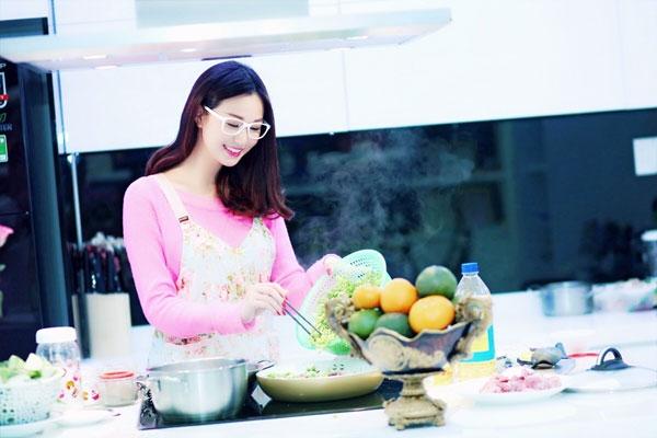 Con đường ngắn nhất dẫn đến tình yêu là qua dạ dày