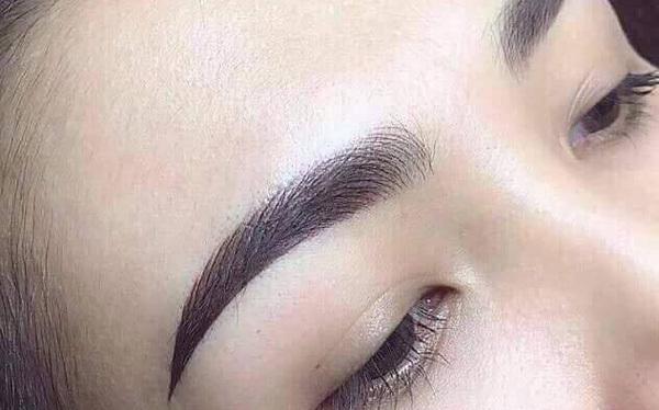PhuongLe Brows