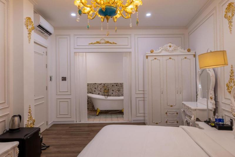 Pisces Hotel Hue