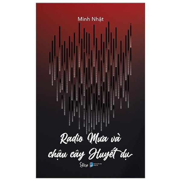 Radio mưa và chậu cây huyết dụ