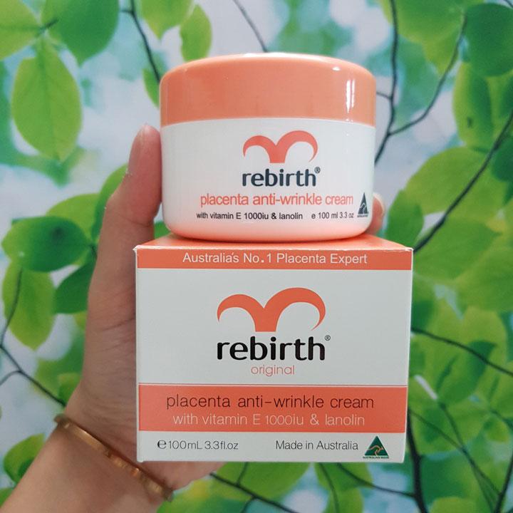 Kem dưỡng trắng nhau thai cừu của Rebirth.