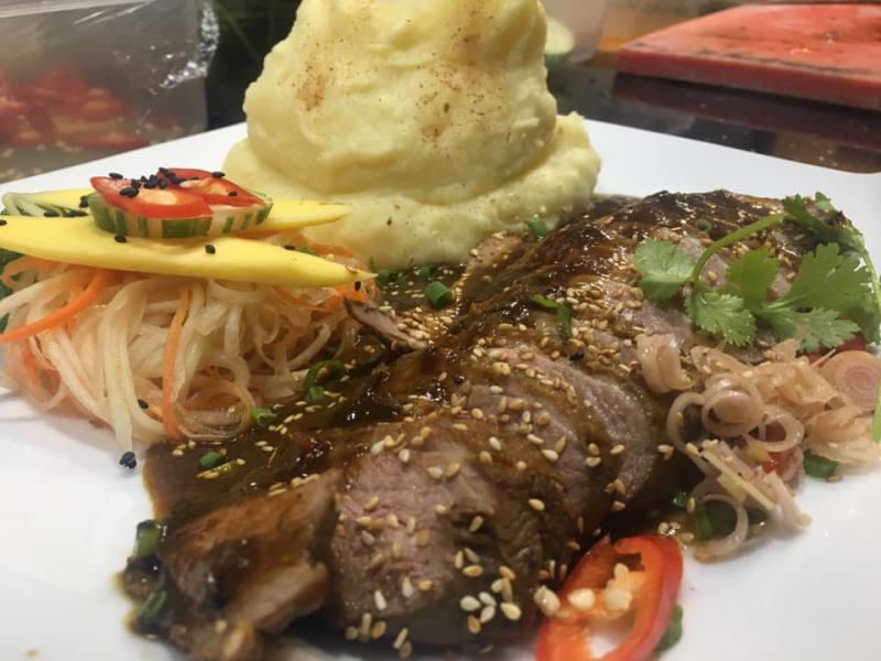 Red Dragon restaurant Hoi An