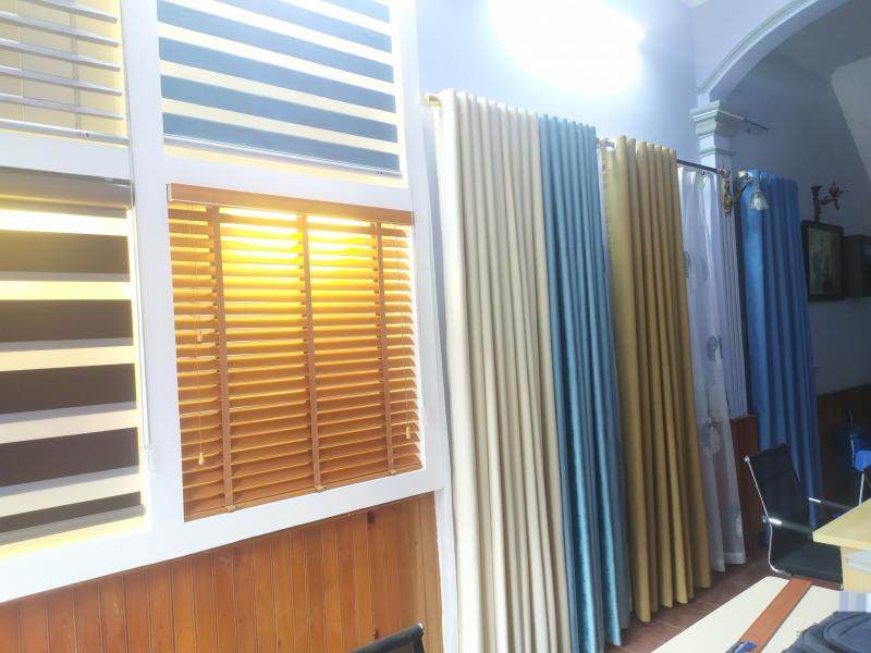 Rèm cửa văn phòng Plaza