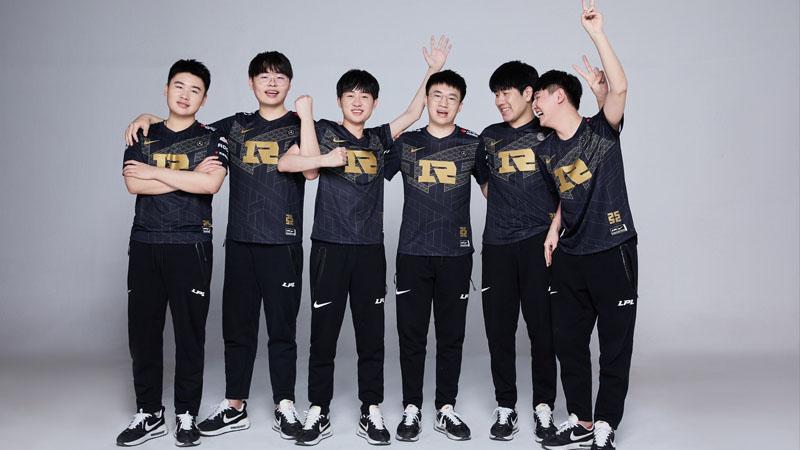 Royal Never Give Up