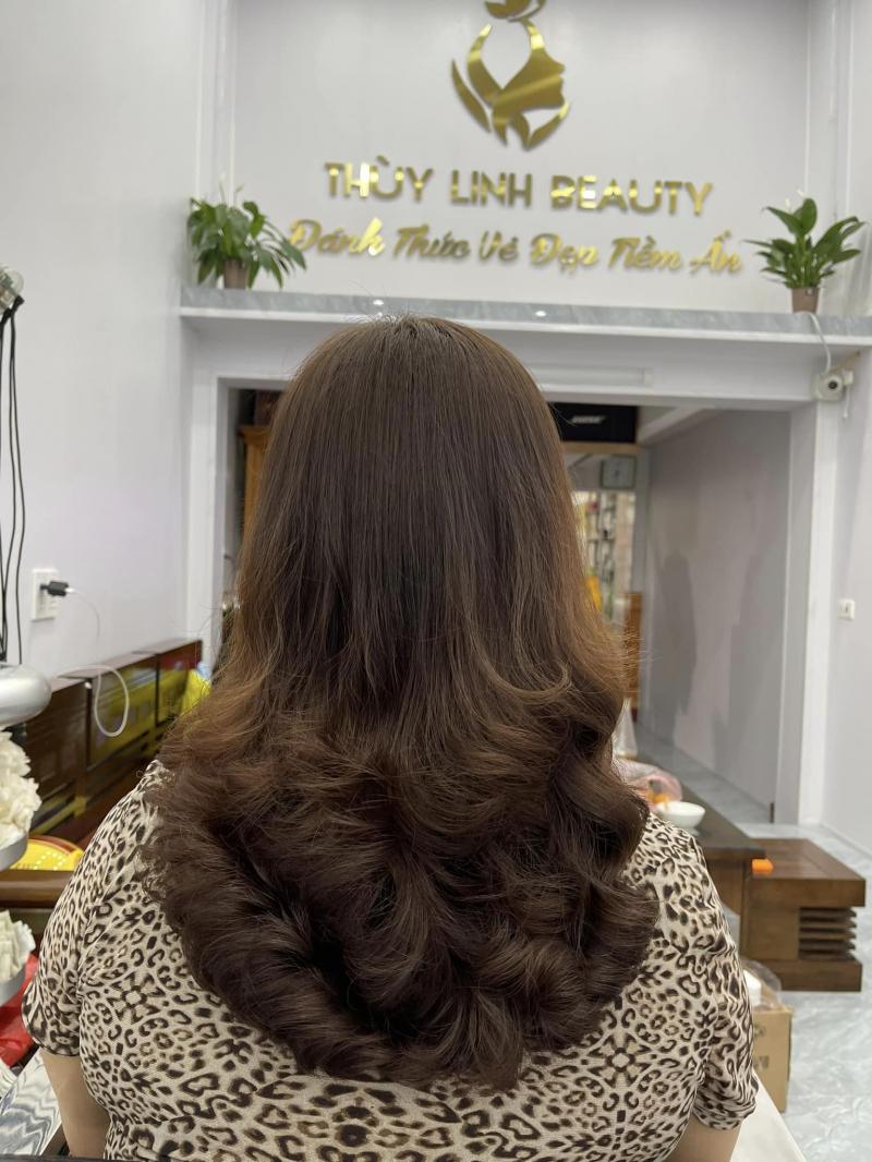 Salon Thuỳ Linh