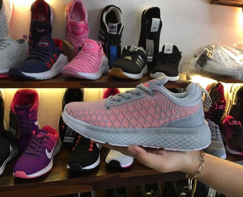 Shop SNEAKER n SHOE