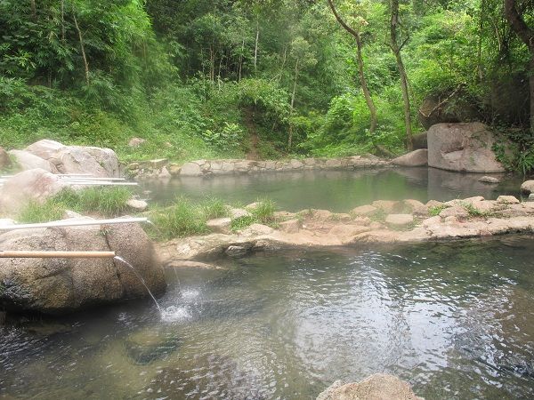 Suối khoáng nóng Kênh Gà - Ninh Bình