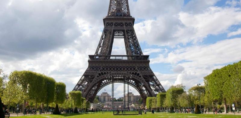 Tháp Eiffel