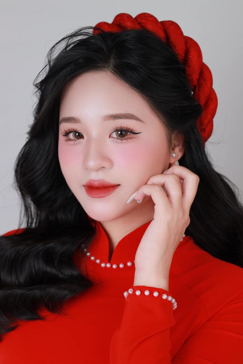 Thuý Di Make Up