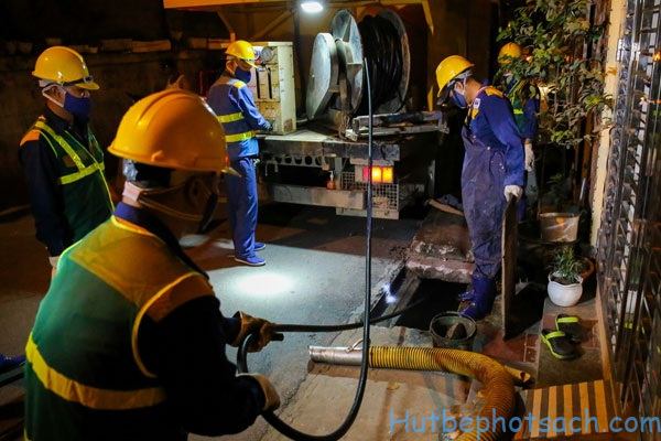 Tổng công ty CP VSMT hút bể phốt sạch