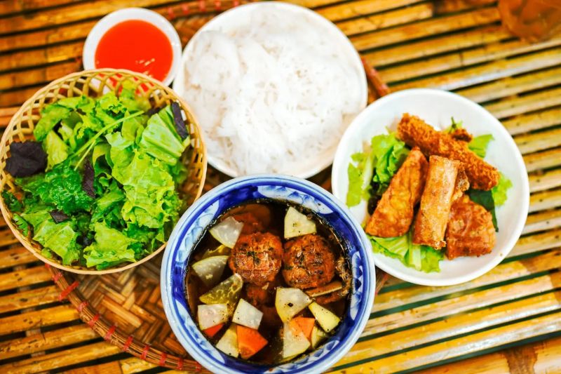 Tonkin Bún Chả - 벽화마을 Since 2019