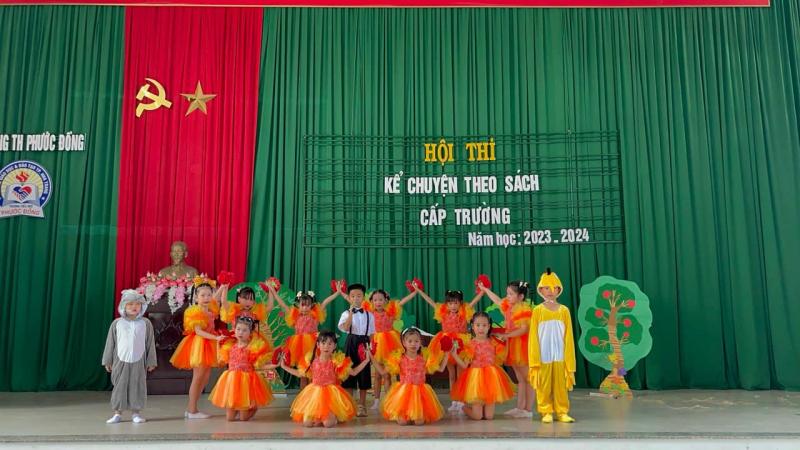 Trang Phục Biểu Diễn Kidzart Nha Trang