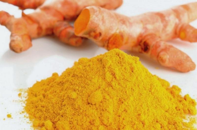 Cách trị mụn hiệu quả với bột nghệ