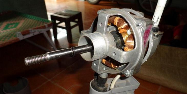 Trục quay và bạc thau bị hư