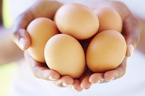 Trứng dễ gây táo bón