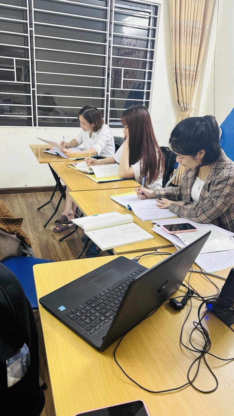 Trung tâm tiếng Nhật Mina