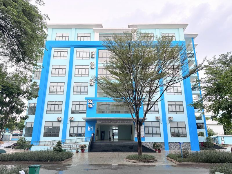 Trường Đại học Lao động & Xã hội