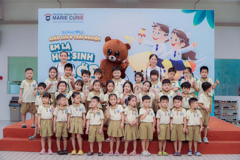 Trường Mầm non Hoa Phượng