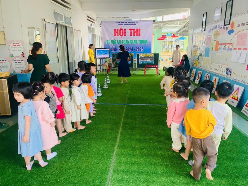 Trường Mầm Non Hoa Sữa