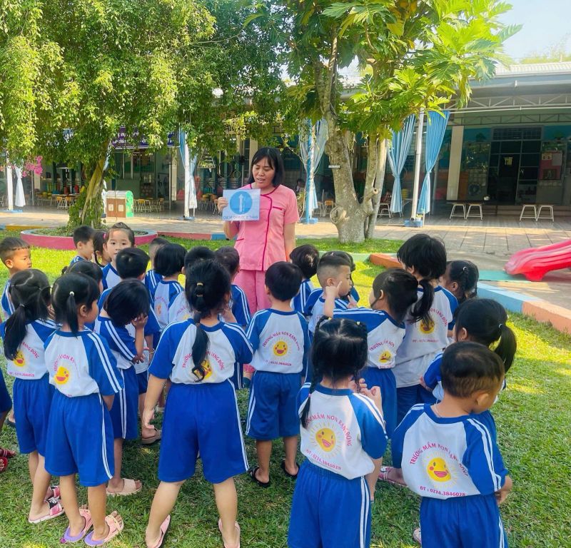 Trường mầm non Rạng Đông