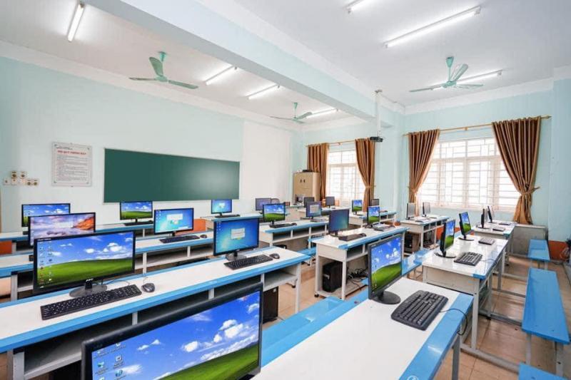 Trường THCS Lê Thánh Tông