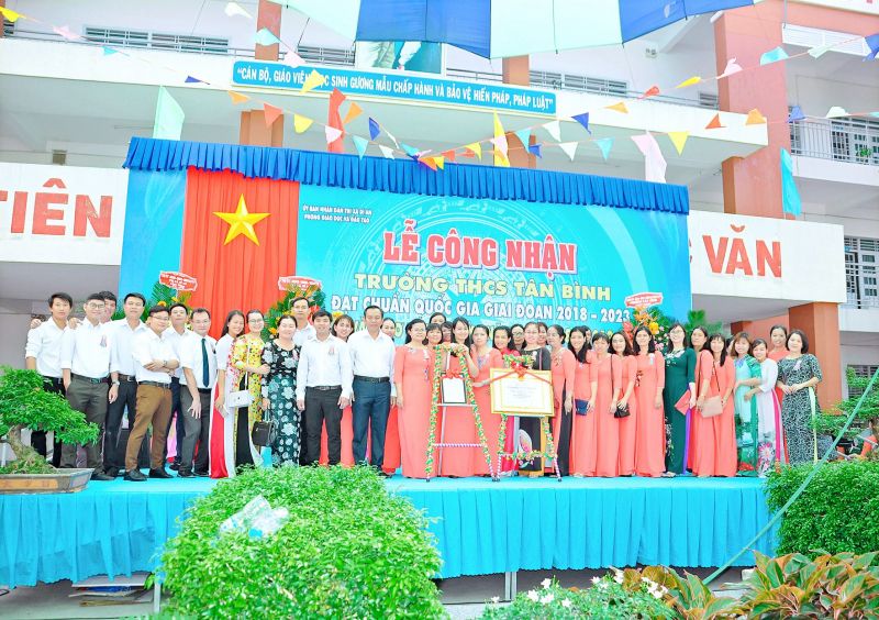 Trường THCS Tân Bình