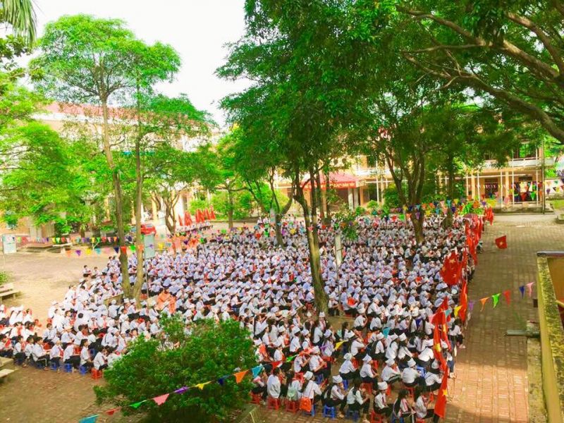 Trường THCS Tiền Phong